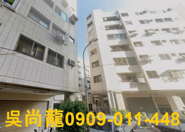 台中西屯華廈法拍-2