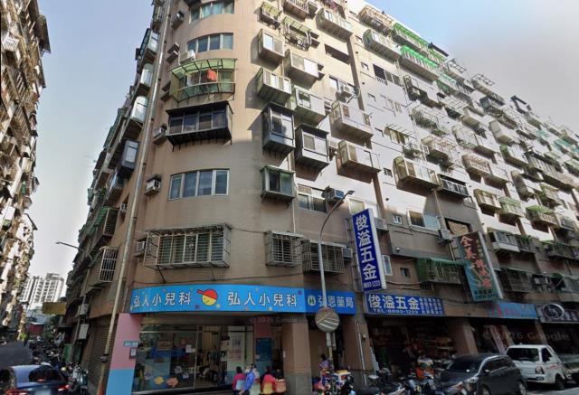 新北汐止法拍華廈-2