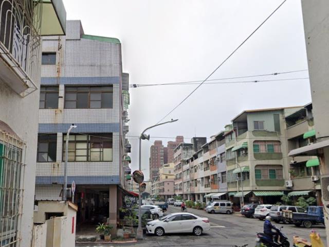 苓雅法拍透天-3