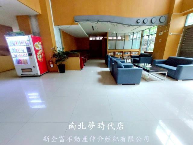 台南東區店面-10