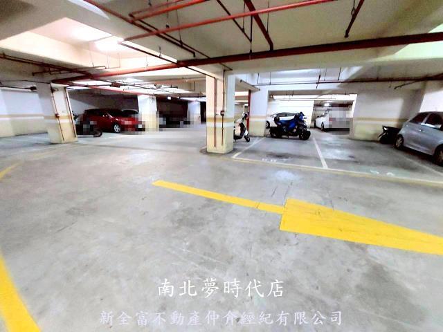 台南東區店面-9