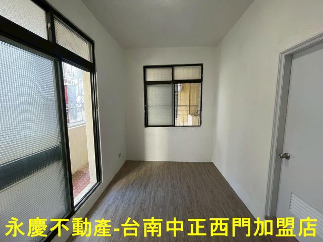 台南東區公寓-9