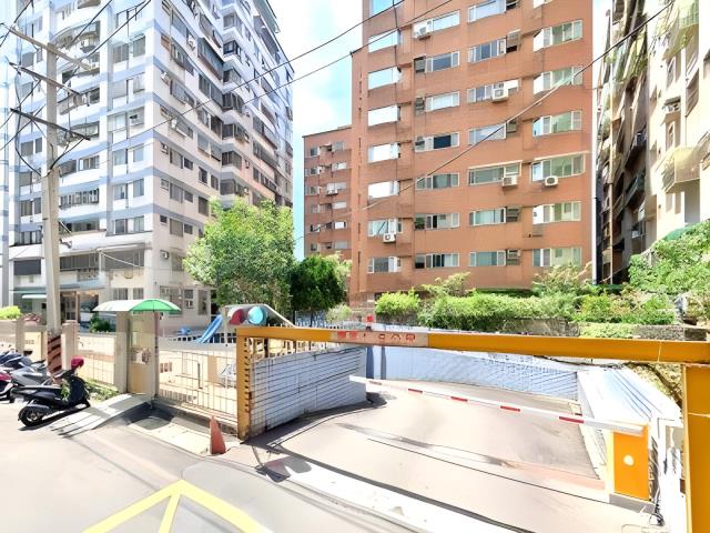 桃園中壢法拍元生公園生活圈-1