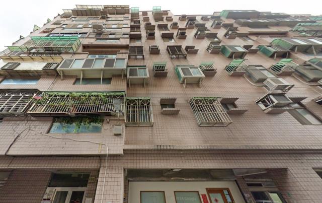 中壢法拍華廈-1