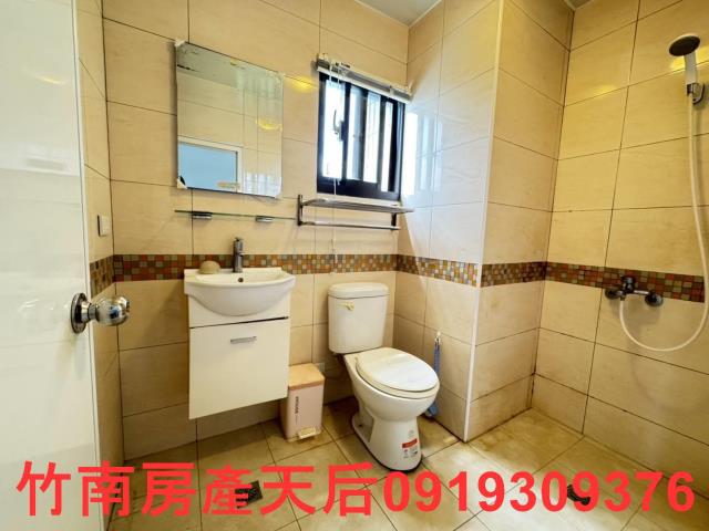 頭份華廈-3