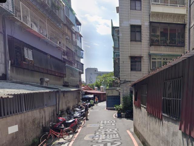 蘆洲公寓法拍-9