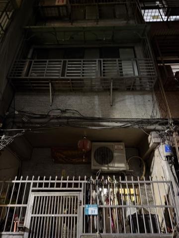 三重法拍透天-5