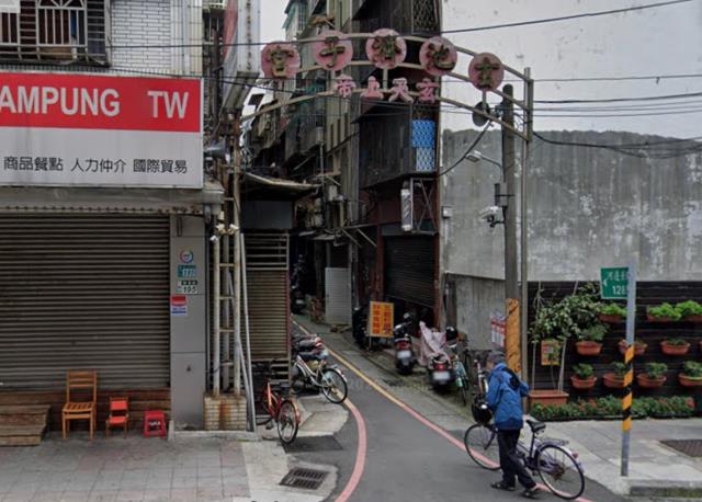 三重法拍透天-4