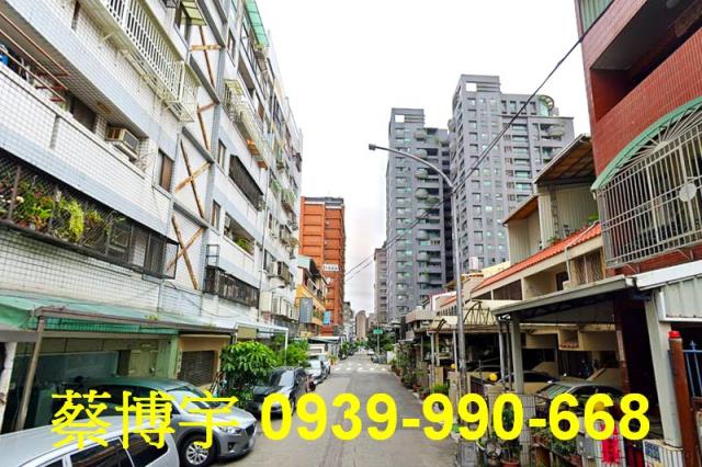 西區法拍屋常春藤社區