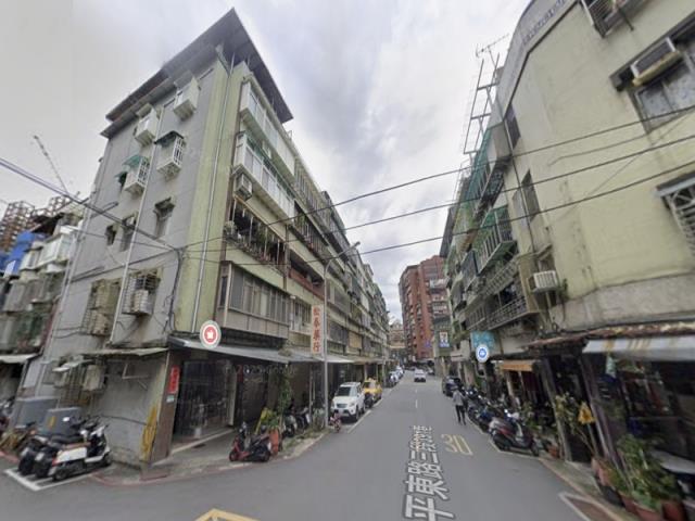 信義區法拍公寓-7