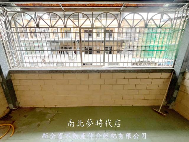 台南南區透天-12