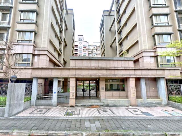 台北法拍大樓-1