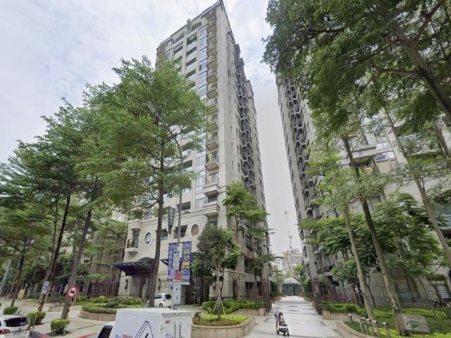 台北南港拍賣大樓-6