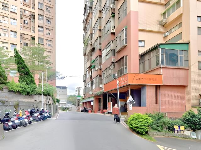 新北淡水大樓法拍-6