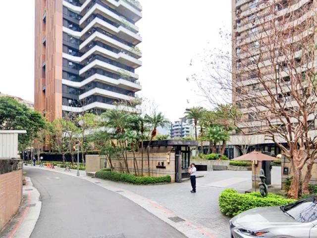 台北拍賣大樓-12