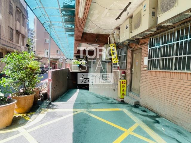 新北大樓法拍-6