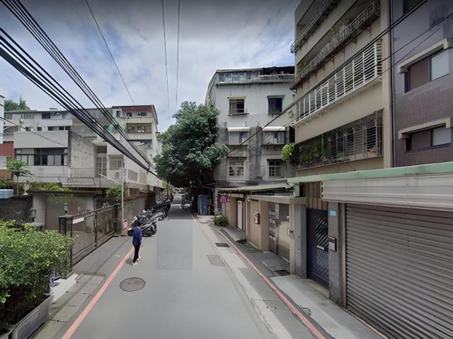 新北新店華廈法拍-4
