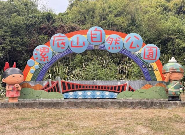 高雄彌陀透天-1