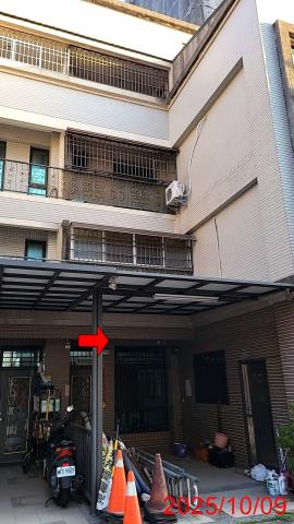 高雄楠梓法拍透天-3