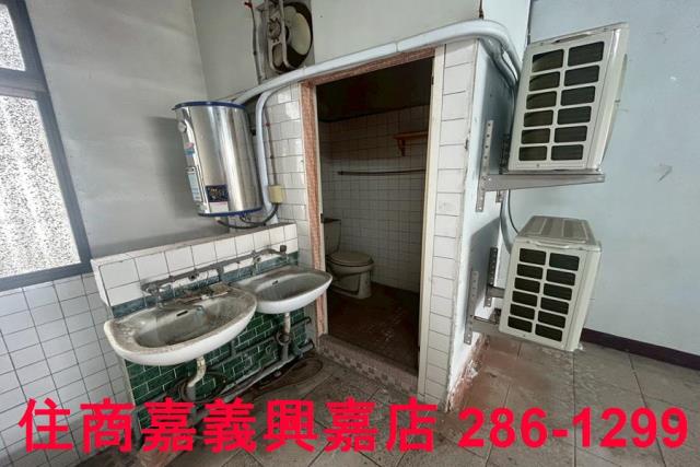 東區透天-11