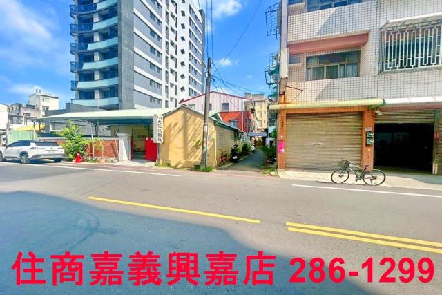 東區透天-1