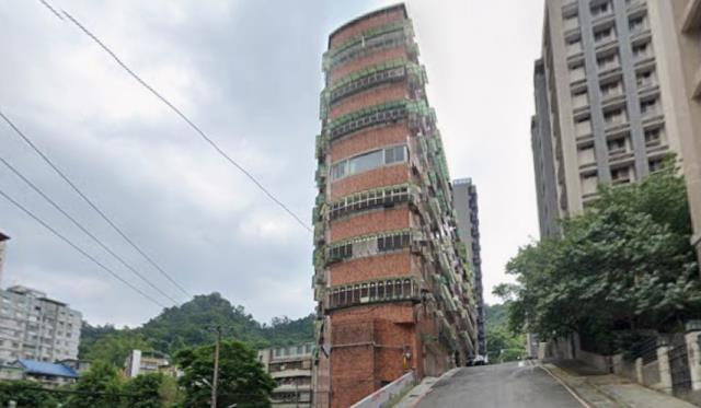 新北新店華廈法拍-5