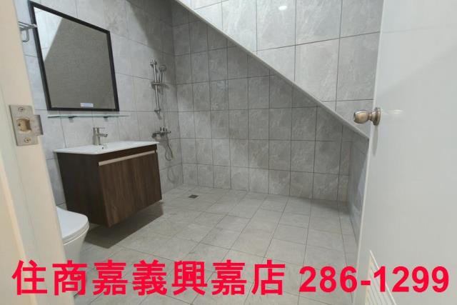 東區透天-12