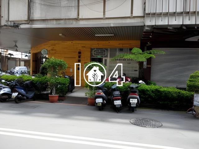 台中西區拍賣華廈-2