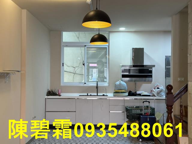 東區店面-9
