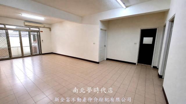 東區公寓-11