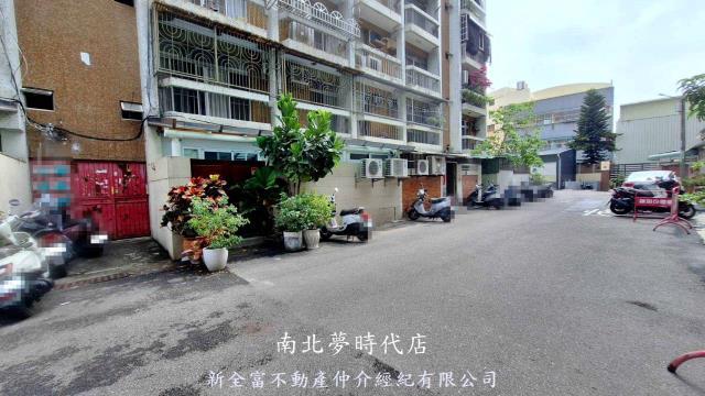東區公寓-1