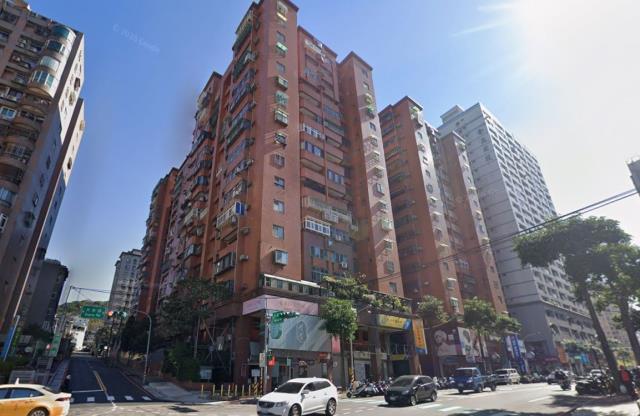桃園區法拍大樓-2