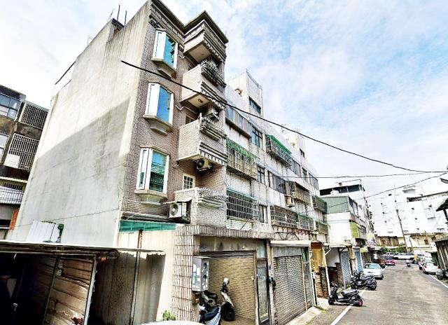 湖口鄉仁興路三房公寓
