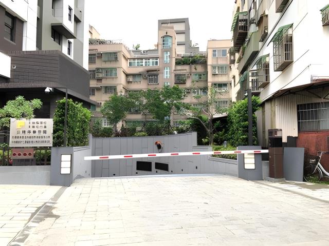內湖大樓法拍-4