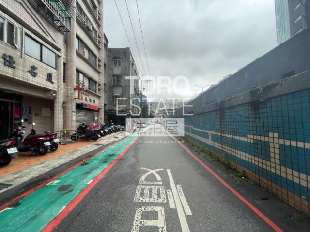 新店拍賣大樓-8