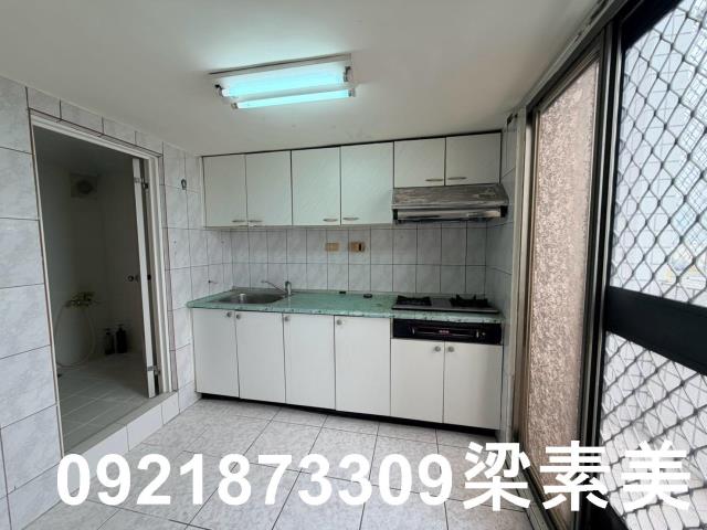 佳里華廈-11