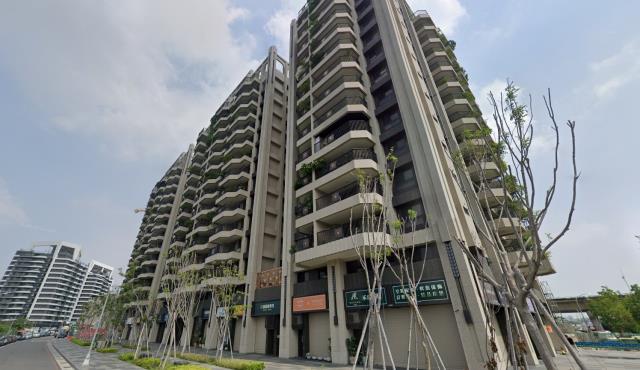 高雄鳳山大樓拍賣-7