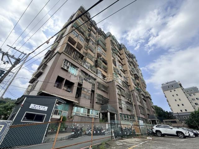 新北五股大樓法拍-1