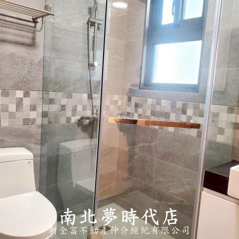 新營華廈-4
