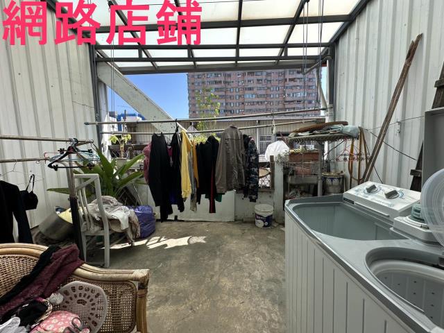 東區店面-12