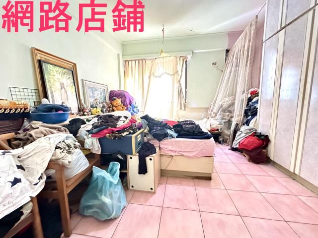 東區店面-9
