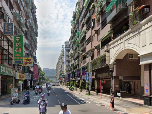 新北新莊大樓法拍-7