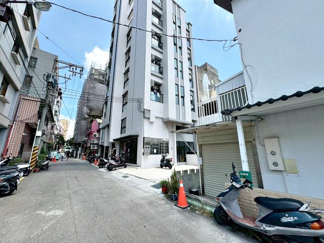 台中龍井透天-1