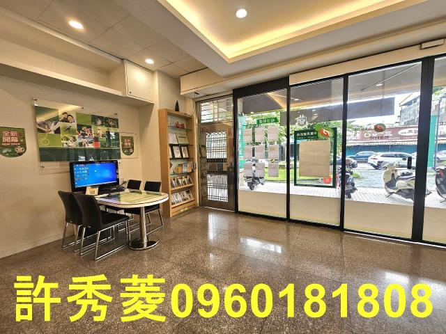 高雄岡山店面-1