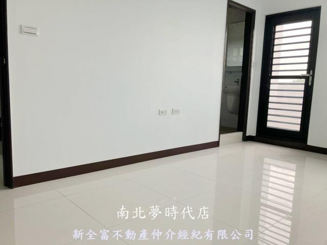 台南關廟透天-5