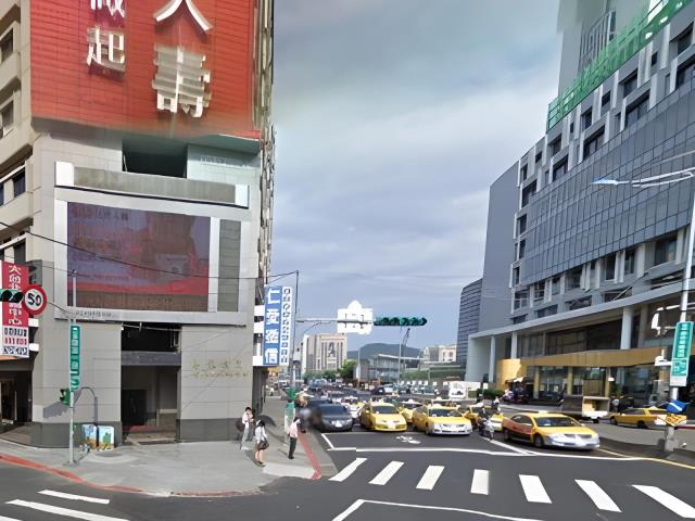 信義區法拍大樓-3