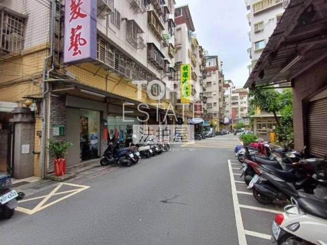 新莊華廈法拍-7