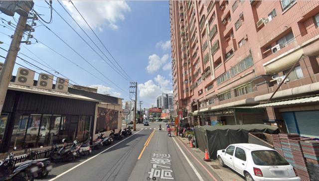 高雄岡山大樓法拍-5