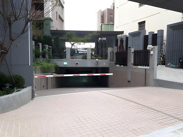 桃園區法拍大樓-2