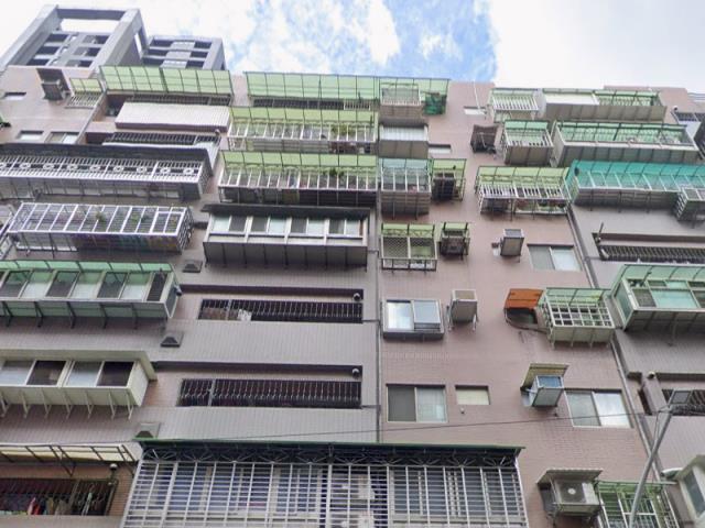 新莊拍賣大樓-3